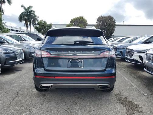 2021 Lincoln Nautilus Standard