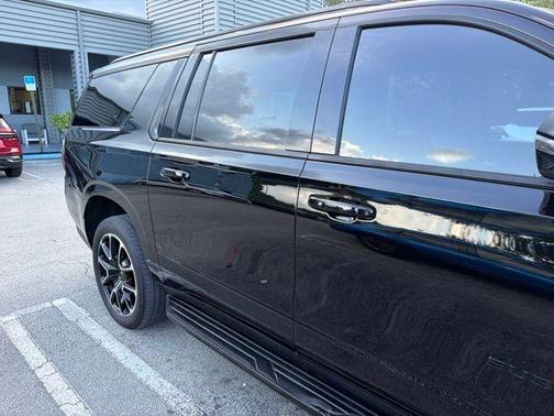 Black 2023 Chevrolet Suburban RST