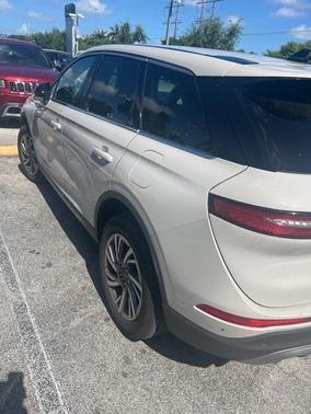 2023 Lincoln Corsair Standard
