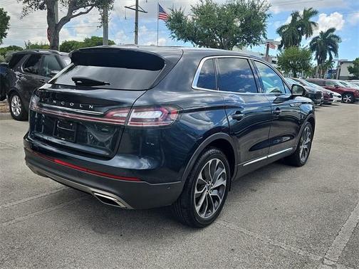 2021 Lincoln Nautilus Reserve