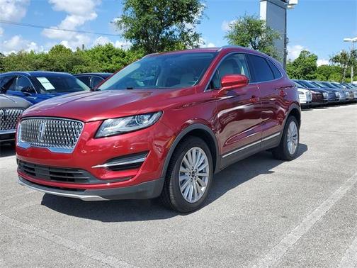 2019 Lincoln MKC Standard