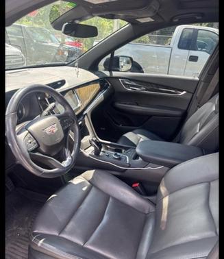 2022 Cadillac XT6 Premium Luxury FWD