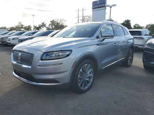 2023 Lincoln Nautilus Reserve