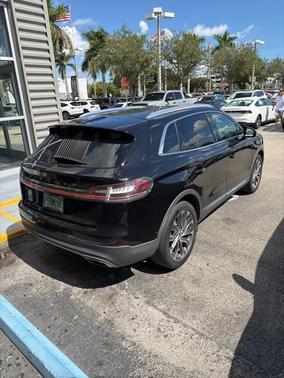 2022 Lincoln Nautilus Reserve