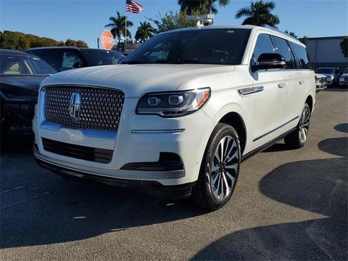 2023 Lincoln Navigator L Reserve