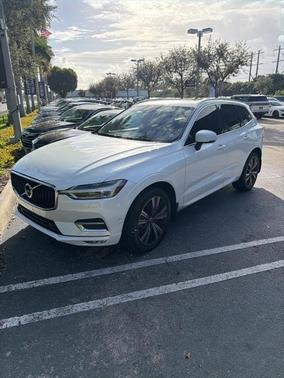 2018 Volvo XC60 T6 Momentum