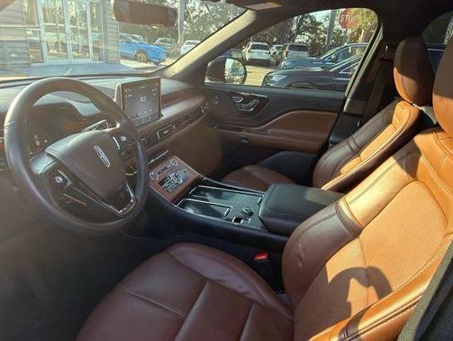 Radiance Metallic 2024 Lincoln Aviator Reserve RWD