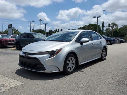 2025 Toyota Corolla LE