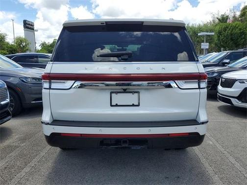 2023 Lincoln Navigator Reserve