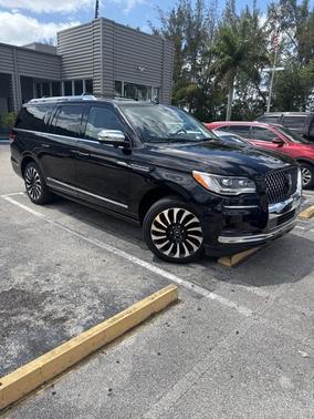 2022 Lincoln Navigator L Black Label