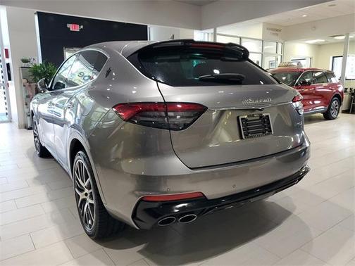 2022 Maserati Levante Modena