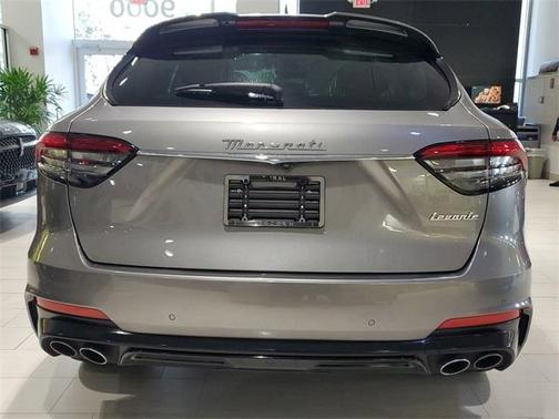 2022 Maserati Levante Modena