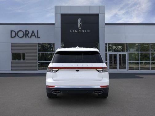White Metallic 2025 Lincoln Aviator Reserve RWD