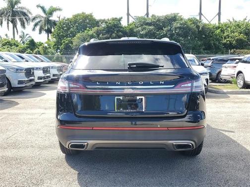 2022 Lincoln Nautilus Standard