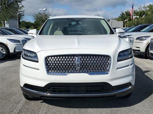 2022 Lincoln Nautilus Standard