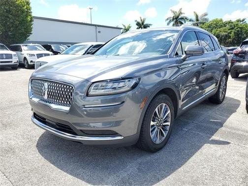 2022 Lincoln Nautilus Standard