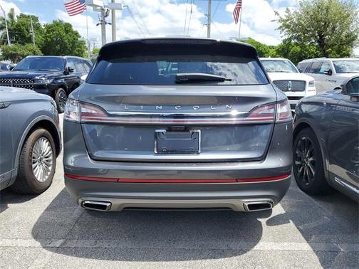 2022 Lincoln Nautilus Standard