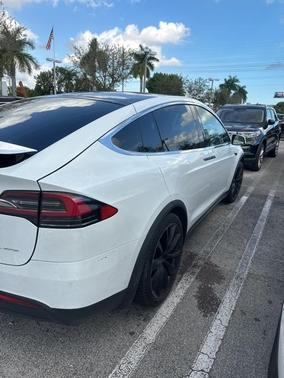 2019 Tesla Model X 75D