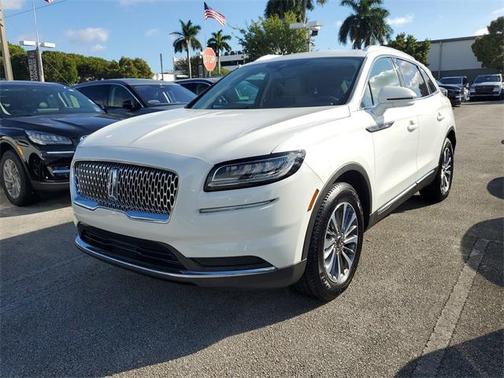 2022 Lincoln Nautilus Standard