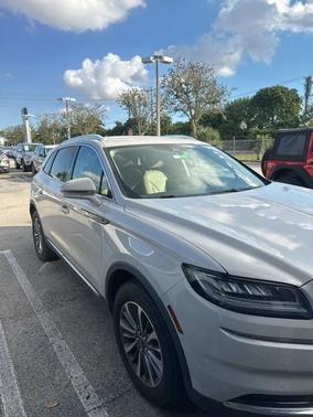 2023 Lincoln Nautilus Standard