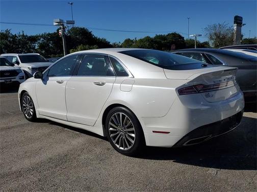 2017 Lincoln MKZ Premiere