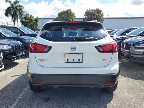 2017 Nissan Rogue Sport SL