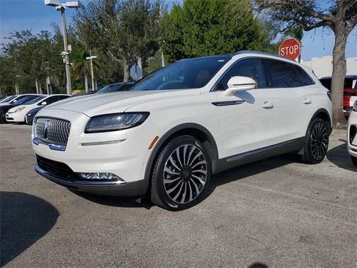 2022 Lincoln Nautilus Black Label