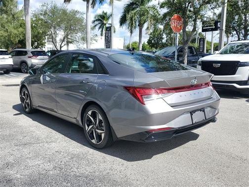 2023 Hyundai ELANTRA HEV Limited