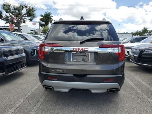2020 GMC Acadia SLT