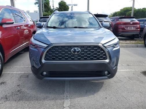 2023 Toyota Corolla Cross XLE