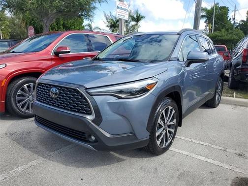 2023 Toyota Corolla Cross XLE