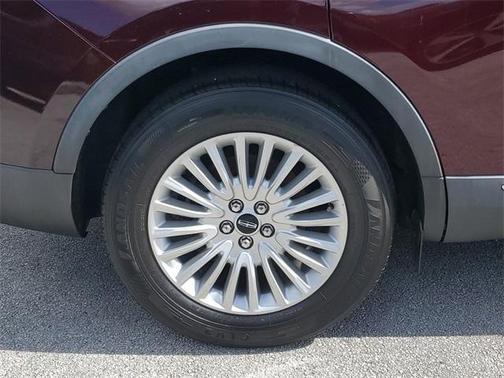 2019 Lincoln Nautilus Standard