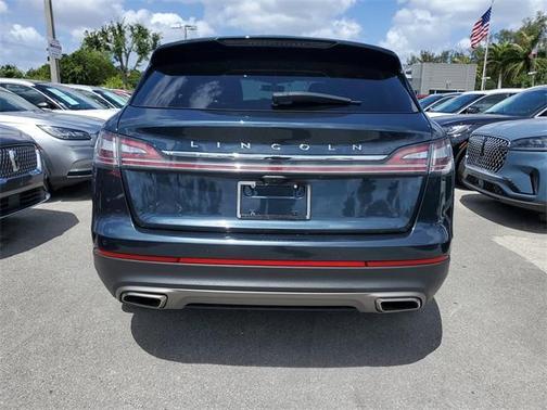 2022 Lincoln Nautilus Standard