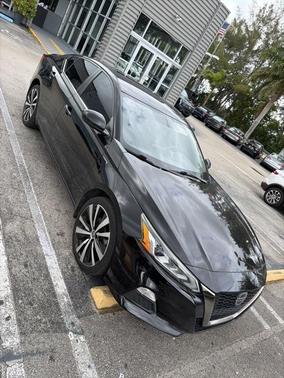 2019 Nissan Altima 2.5 SR