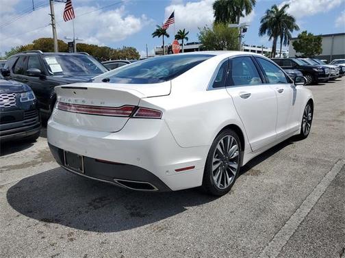 2020 Lincoln MKZ Hybrid Reserve