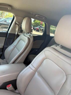 Ceramic White 2021 Lincoln Corsair Standard