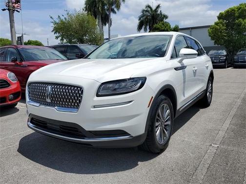 2022 Lincoln Nautilus Standard