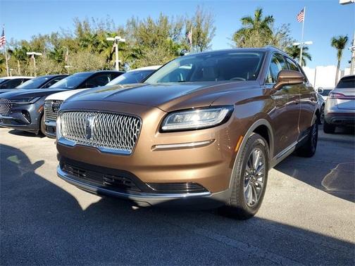 2022 Lincoln Nautilus Standard