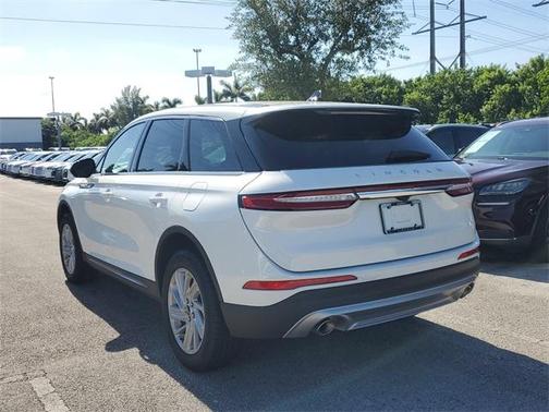 2024 Lincoln Corsair Premiere