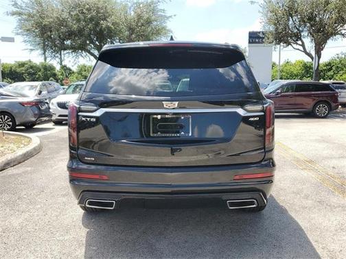 2021 Cadillac XT6 Premium Luxury FWD