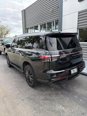 2025 INFINITI QX80 AUTOGRAPH