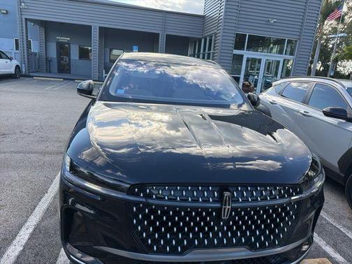 Black Metallic 2024 Lincoln Nautilus Premiere