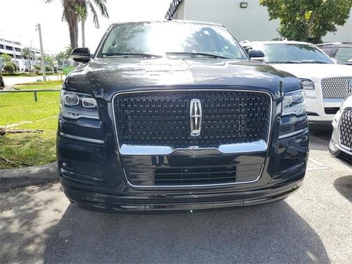 2023 Lincoln Navigator L Reserve