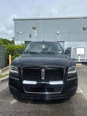 2023 Lincoln Navigator L Reserve