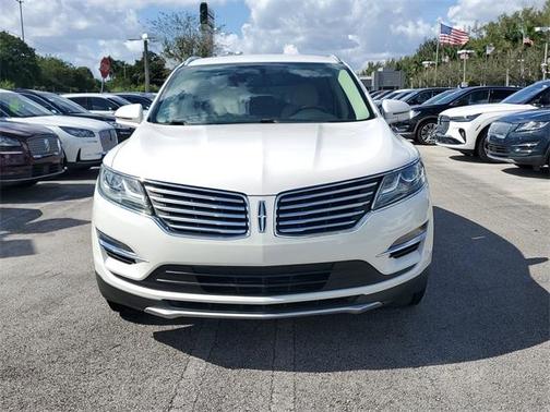 2015 Lincoln MKC Base