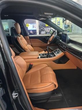 2022 Lincoln Aviator Black Label AWD