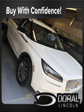 White Metallic 2022 Lincoln Corsair Standard