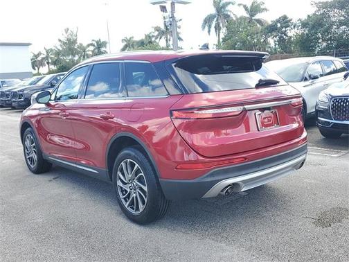 2022 Lincoln Corsair Standard