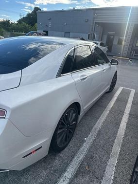 2016 Lincoln MKZ Base