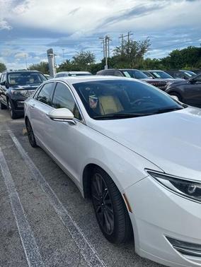 2016 Lincoln MKZ Base